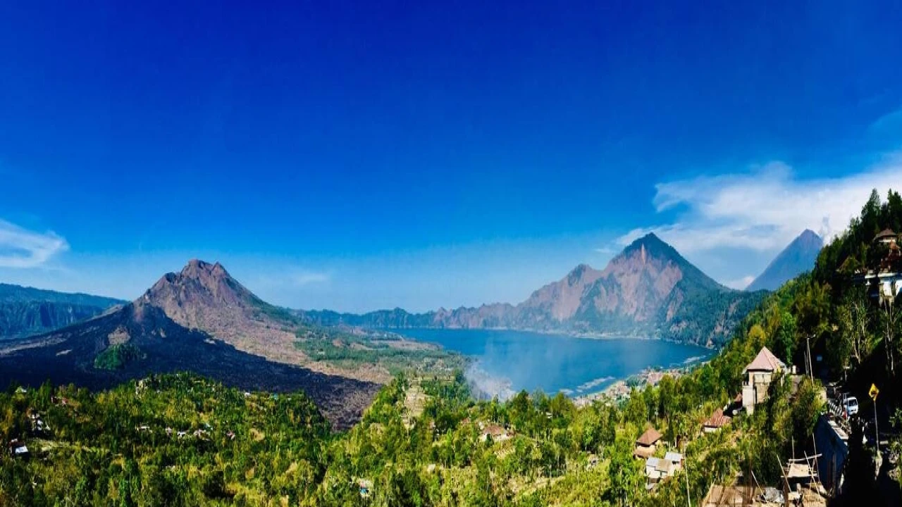 Exploring the Volcanoes of Bali: Mount Batur and Mount Agung